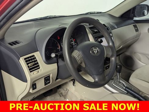 Used 2013 Toyota Corolla LE FWD image 11