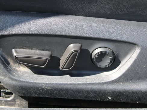 Used 2024 Toyota Camry SE FWD image 14