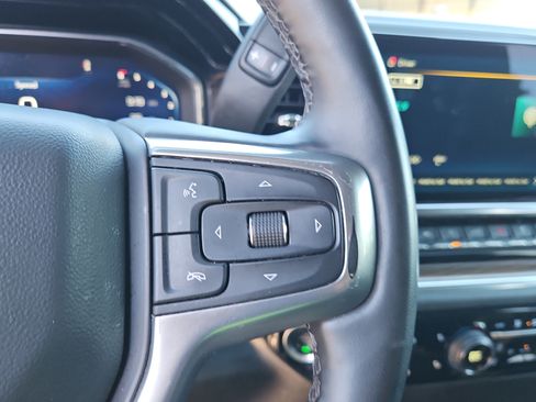 Used 2025 Chevrolet Silverado 1500 LT image 21