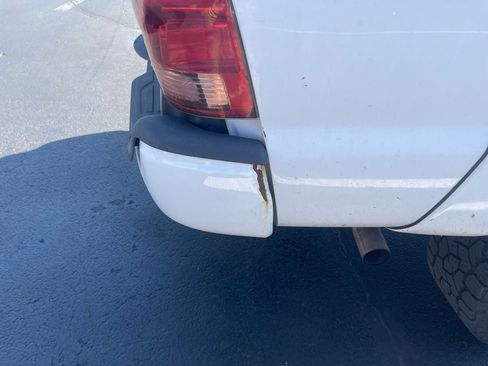 Used 2005 Toyota Tacoma PreRunner RWD image 6