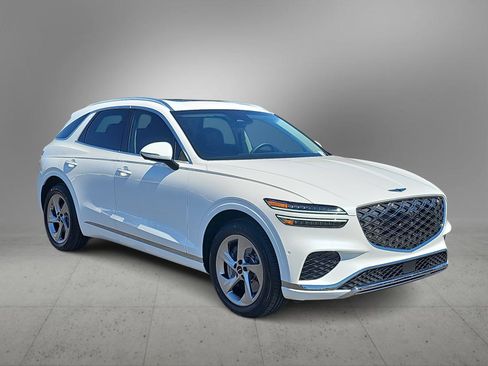 Certified 2026 Genesis GV70 2.5T Advanced w/ G1 Accessory Package AWD/4WD image 2