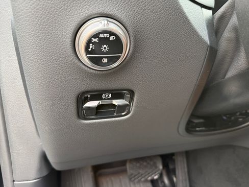 Certified 2026 Mercedes-Benz GLC 300 GLC 300 image 24