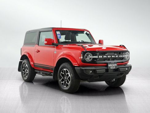Used 2023 Ford Bronco Outer Banks AWD/4WD image 7