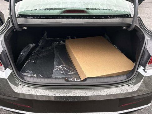 New 2026 Hyundai Elantra Blue image 5