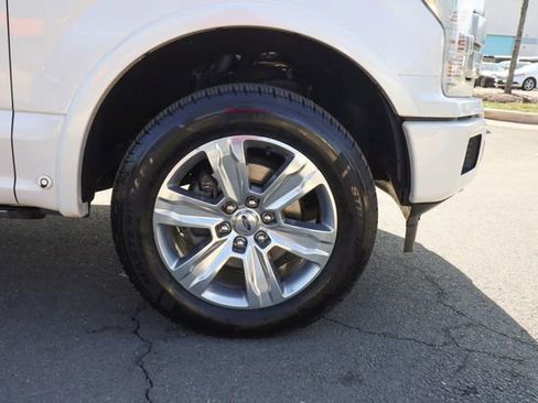 Used 2018 Ford F150 Platinum w/ Equipment Group 701A Luxury image 32