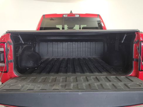 Used 2022 RAM 1500 Laramie AWD/4WD image 25
