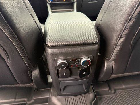 Used 2023 Ford Explorer Limited w/ Limited Technology Package image 17