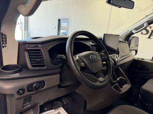 Used 2024 Ford Transit 350 XLT RWD image 12
