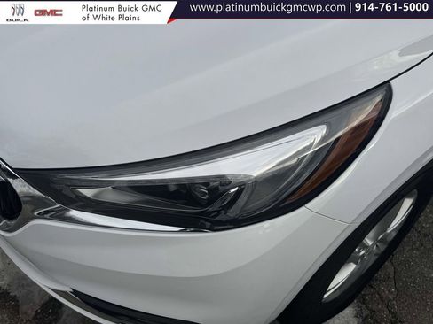 Used 2020 Buick Enclave Essence w/ LPO, Cargo Package image 8