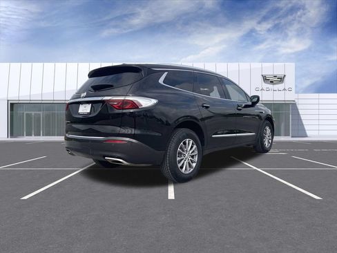 Used 2024 Buick Enclave Premium AWD/4WD image 8