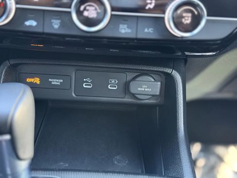 Used 2025 Honda Civic Sport image 33