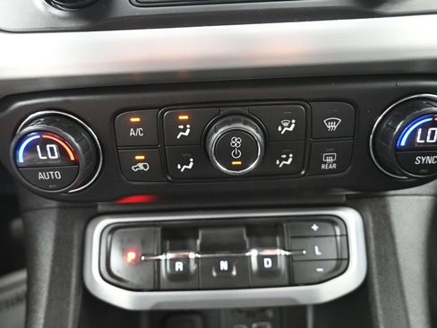 Used 2020 GMC Acadia SLT w/ Premium Package AWD/4WD image 21