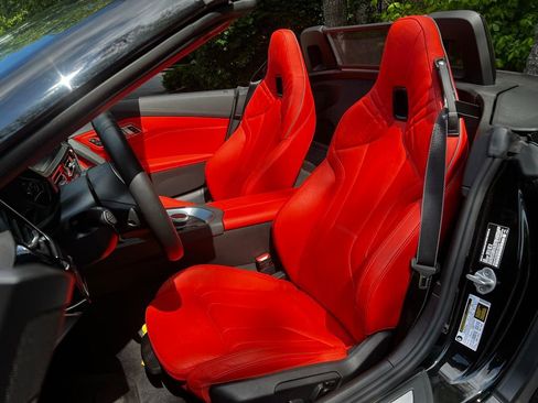 Used 2025 BMW Z4 M40i w/ Edition RWD image 14