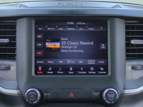 Used 2020 RAM 1500 Big Horn RWD image 14