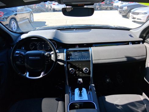 Used 2020 Land Rover Discovery Sport AWD/4WD image 17