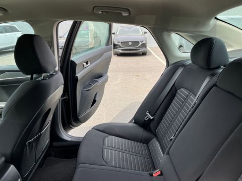 Used 2025 Kia K5 LXS FWD image 39