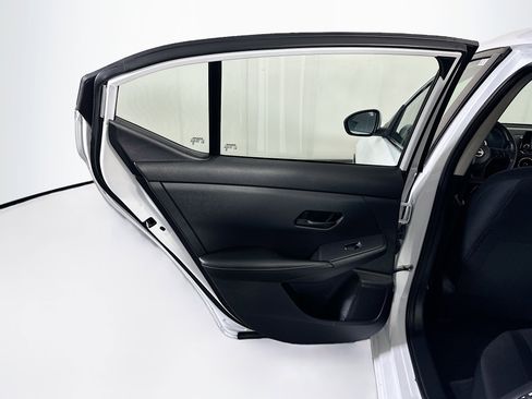 Used 2024 Nissan Sentra S image 26