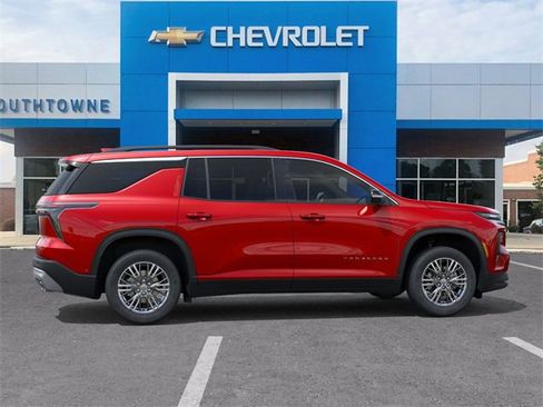 New 2026 Chevrolet Traverse LT image 5