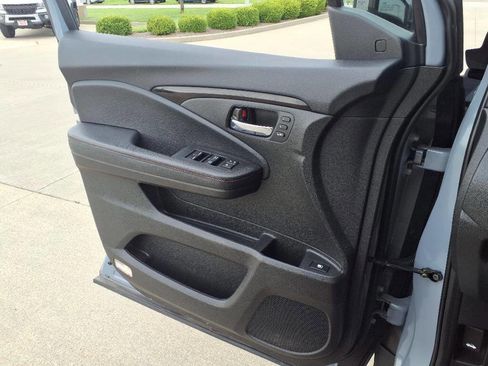 Used 2022 Honda Ridgeline Black Edition image 21