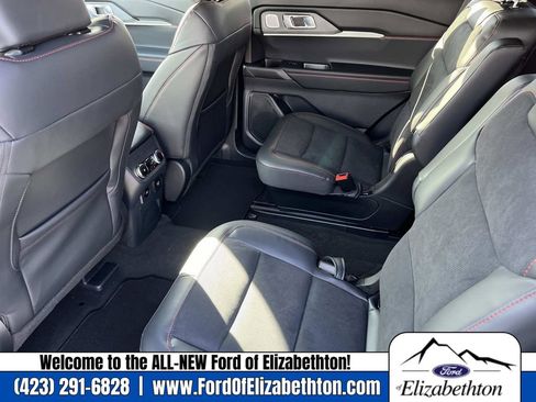 New 2026 Ford Explorer ST w/ Sun And Sound Package image 18