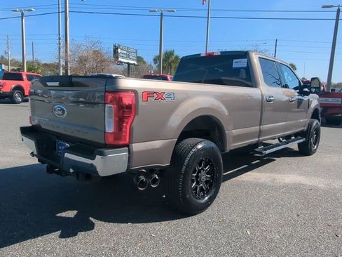 Certified 2019 Ford F250 XLT w/ XLT Premium Package image 5