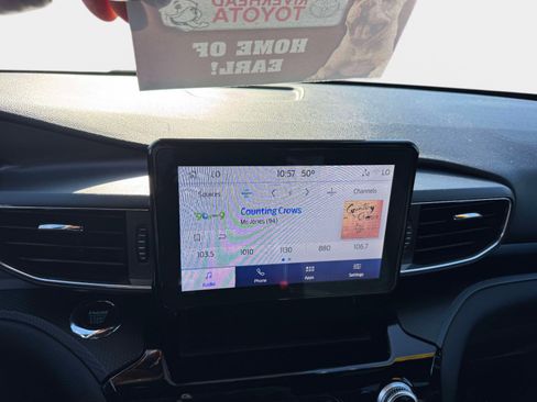 Used 2022 Ford Explorer ST w/ ST High-Performance Pack image 25