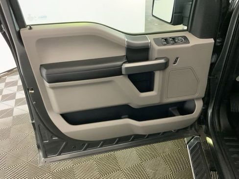 Used 2016 Ford F150 XLT w/ Equipment Group 302A Luxury AWD/4WD image 23
