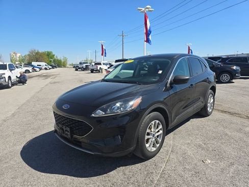 Used 2022 Ford Escape SE w/ Cold Weather Package AWD/4WD image 9