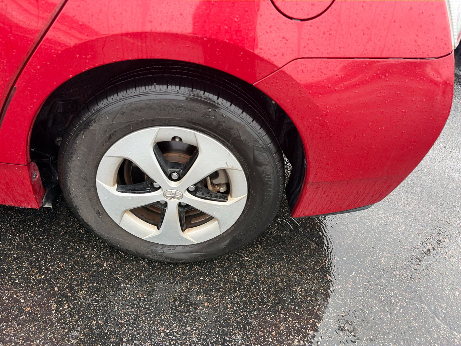 Used 2015 Toyota Prius Two FWD image 11
