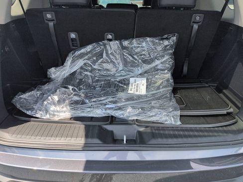 Used 2025 Honda Pilot Elite image 23