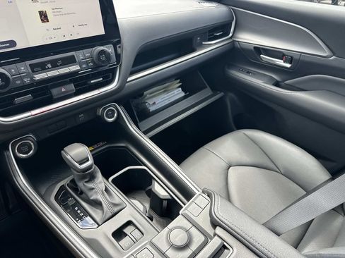 Certified 2026 Toyota Grand Highlander AWD image 35