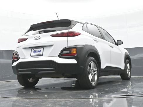 Used 2021 Hyundai Kona SE FWD image 39