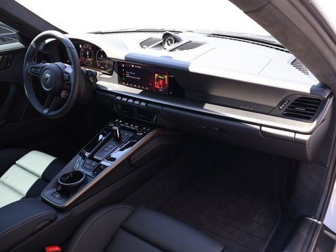 Used 2026 Porsche 911 Turbo S AWD/4WD image 34