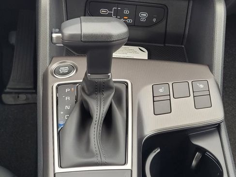 New 2026 Kia Sportage EX FWD image 18