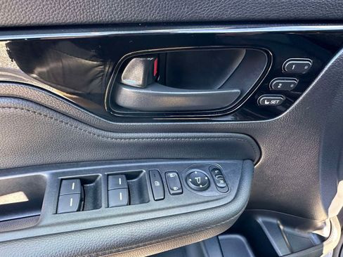 Used 2025 Honda Odyssey Touring image 22