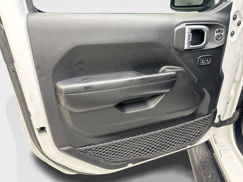 Used 2019 Jeep Wrangler Unlimited Sport S AWD/4WD image 30