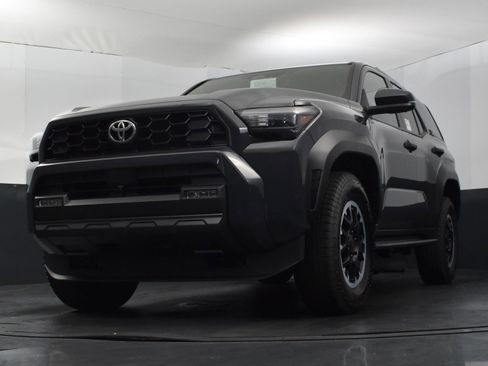 Used 2025 Toyota 4Runner TRD Off-Road Premium image 29