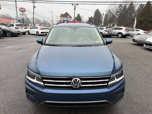 Used 2020 Volkswagen Tiguan SE image 2