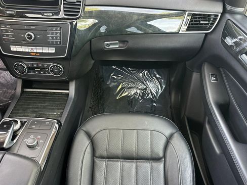 Used 2017 Mercedes-Benz GLE 350 4MATIC image 35