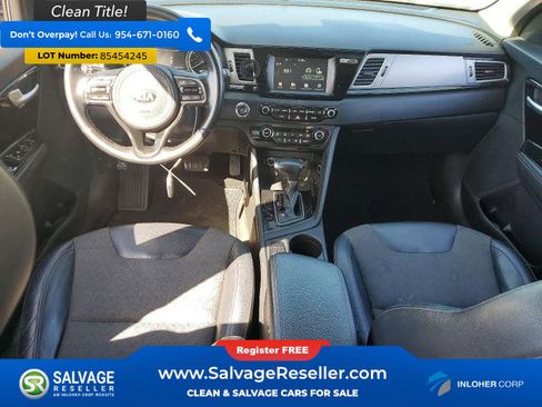 Used 2018 Kia Niro EX FWD image 11