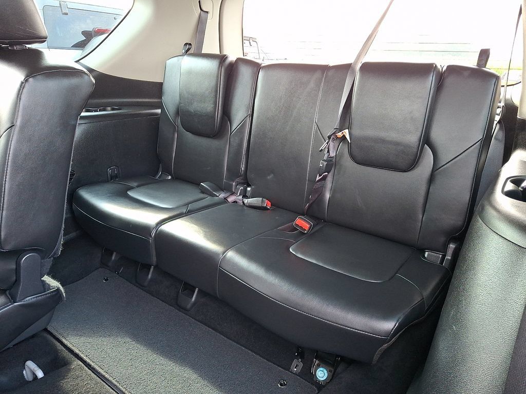 Used 2022 Nissan Armada SV AWD/4WD image 11
