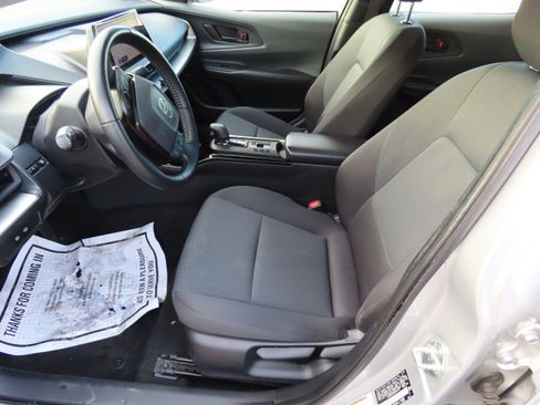 Used 2024 Toyota Prius LE image 35