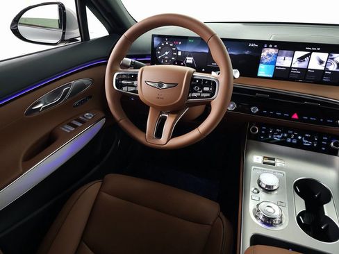 New 2026 Genesis GV70 2.5T Advanced AWD/4WD image 15