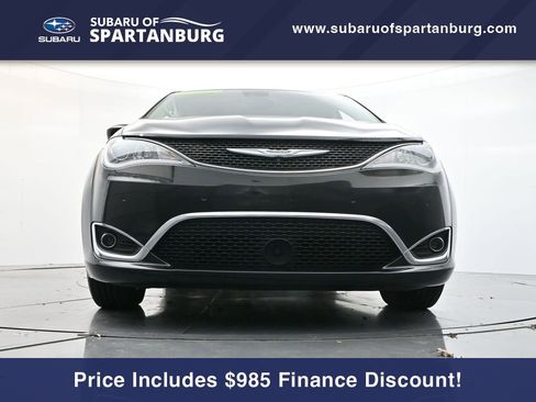 Used 2017 Chrysler Pacifica Touring-L Plus w/ Advanced Safetytec Group image 27