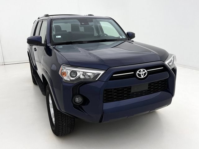 Used 2021 Toyota 4Runner SR5 AWD/4WD image 3