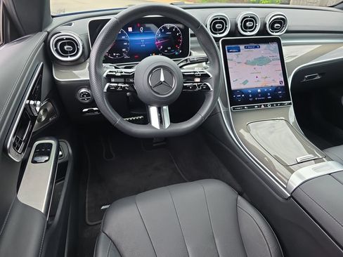 Used 2025 Mercedes-Benz CLE 300 4MATIC Coupe image 12
