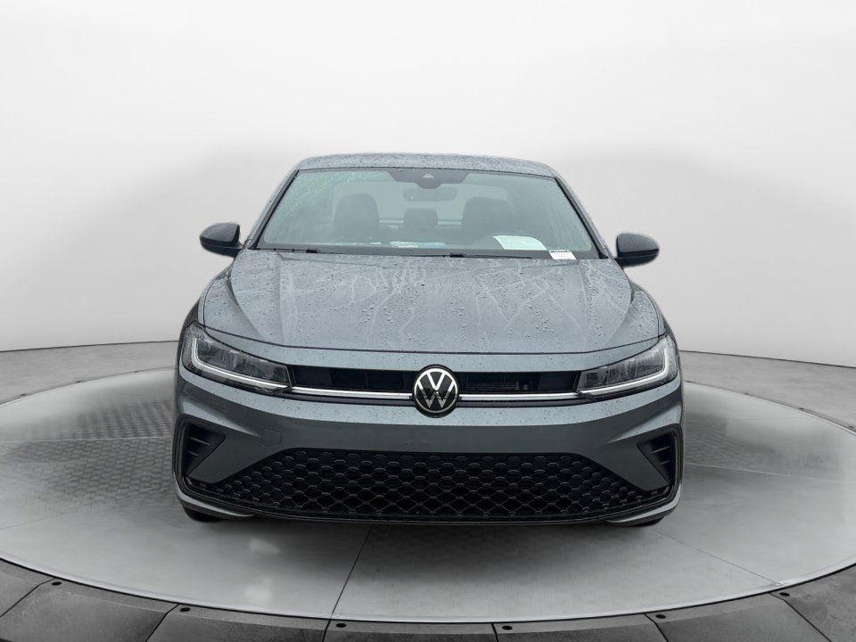 Used 2026 Volkswagen Jetta Sport FWD image 2