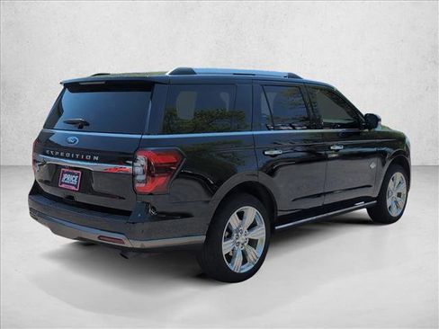 Used 2024 Ford Expedition King Ranch AWD/4WD image 5