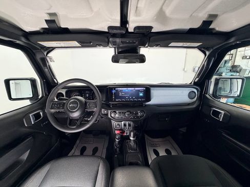 Used 2024 Jeep Wrangler Sport AWD/4WD image 10