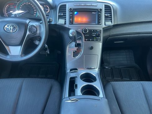 Used 2013 Toyota Venza LE image 13